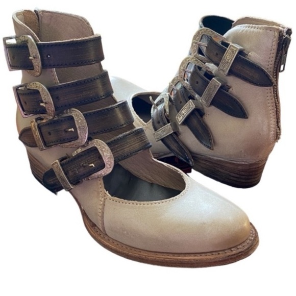 Freebird by Steven Cream Scarlett Ice Multi Buckles Leather Boots 7